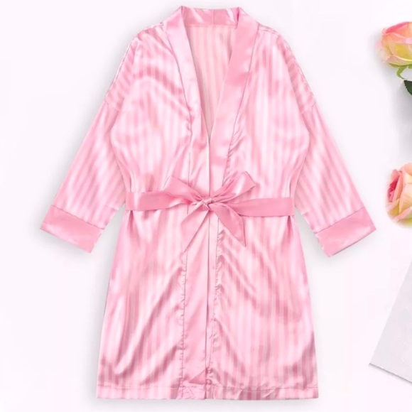 Pink Stripe Luxury Beauty Robe - Picture 1 of 3